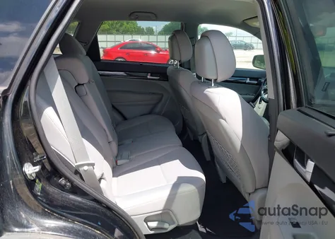 2015 Kia Sorento Lx from USA, damaged, VIN 5XYKT3A62FG602647